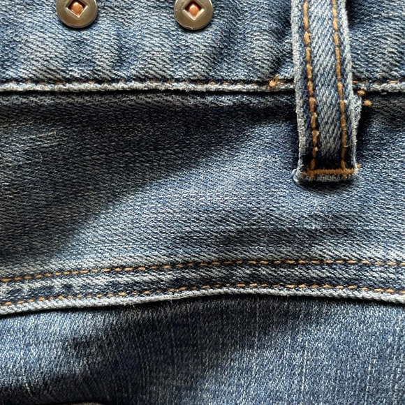 CABI 5th Avenue High Rise Flare Jeans 6069R Size 6 - Picture 14 of 16